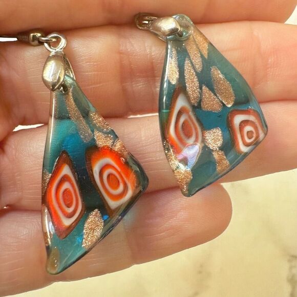 Blue glass drop earrings - Picture 2 of 8